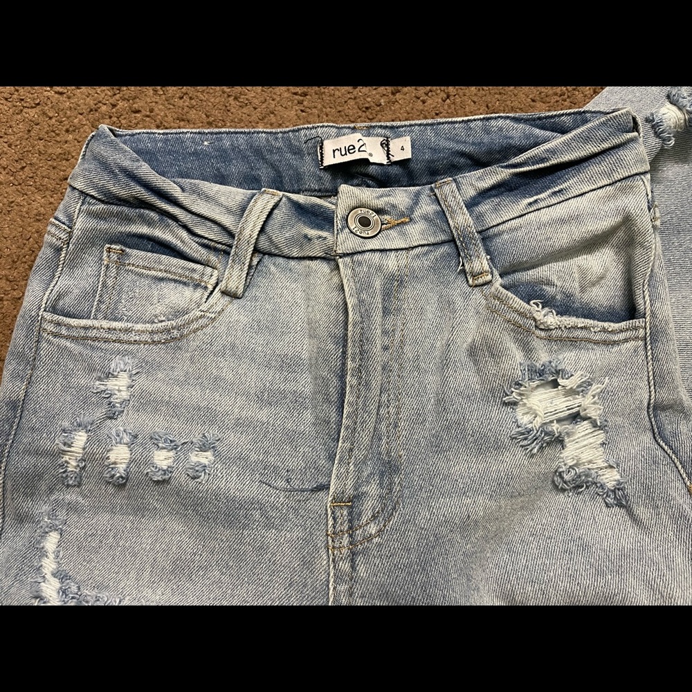 Rue21 Size 4 Washed Blue Baggy Jeans